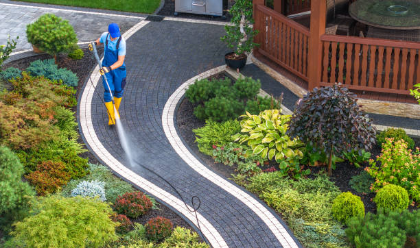 Best Commercial Building Pressure Washing  in Johnsonburg, PA